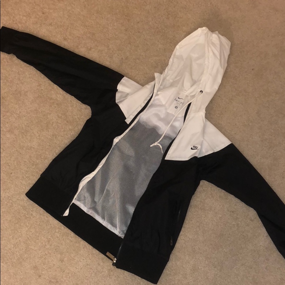 Nike windbreaker